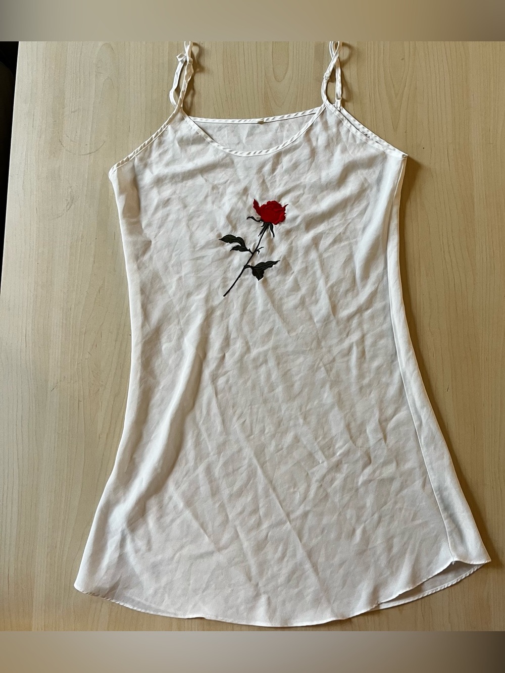 Vintage White Spaghetti Strap Tank Top nightie with Red Rose Embroidery